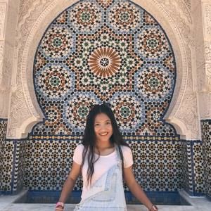 Meet your Posher, Nayli